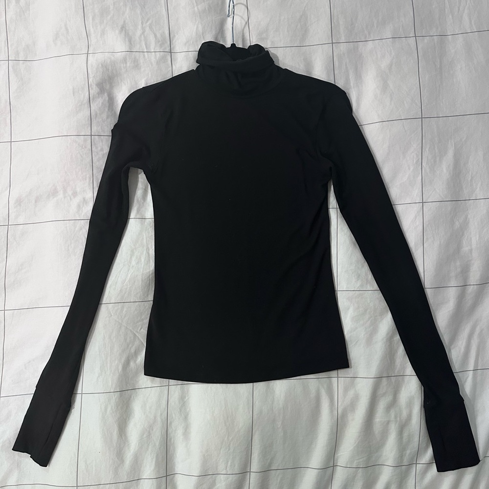 Elegant Black Long Sleeve Turtleneck Top